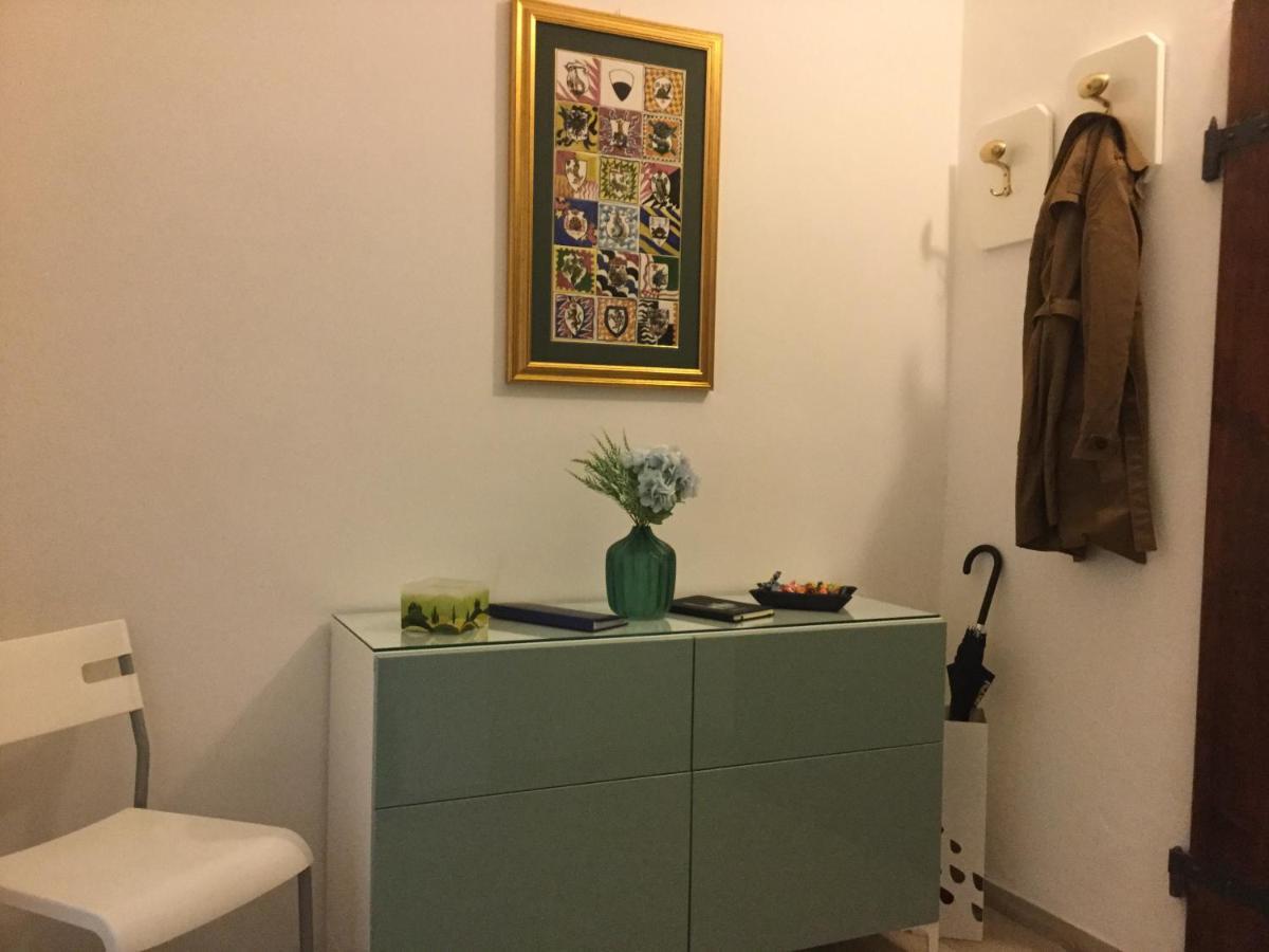 Casa Vittoria - A Pochi Passi Da Porta Romana Διαμέρισμα Σιένα Εξωτερικό φωτογραφία